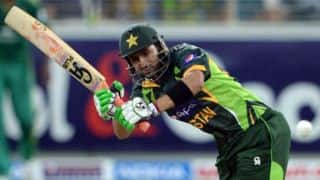 Shoaib Malik run out for 7 against Zimbabwe in 2nd T20I at Lahore